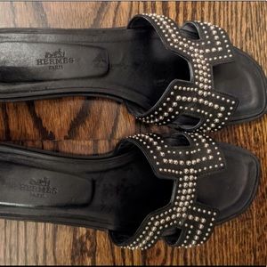 Hermès Oran Studs Sandals
